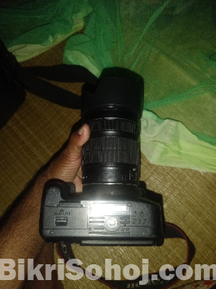 Canon 700D